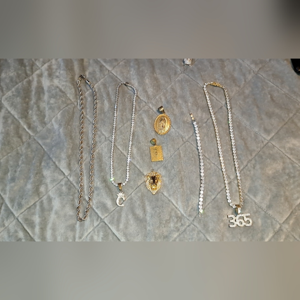 More diamond necklace